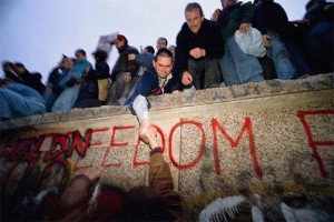 Caída del Muro de Berlín el 9 de noviembre de 1989.